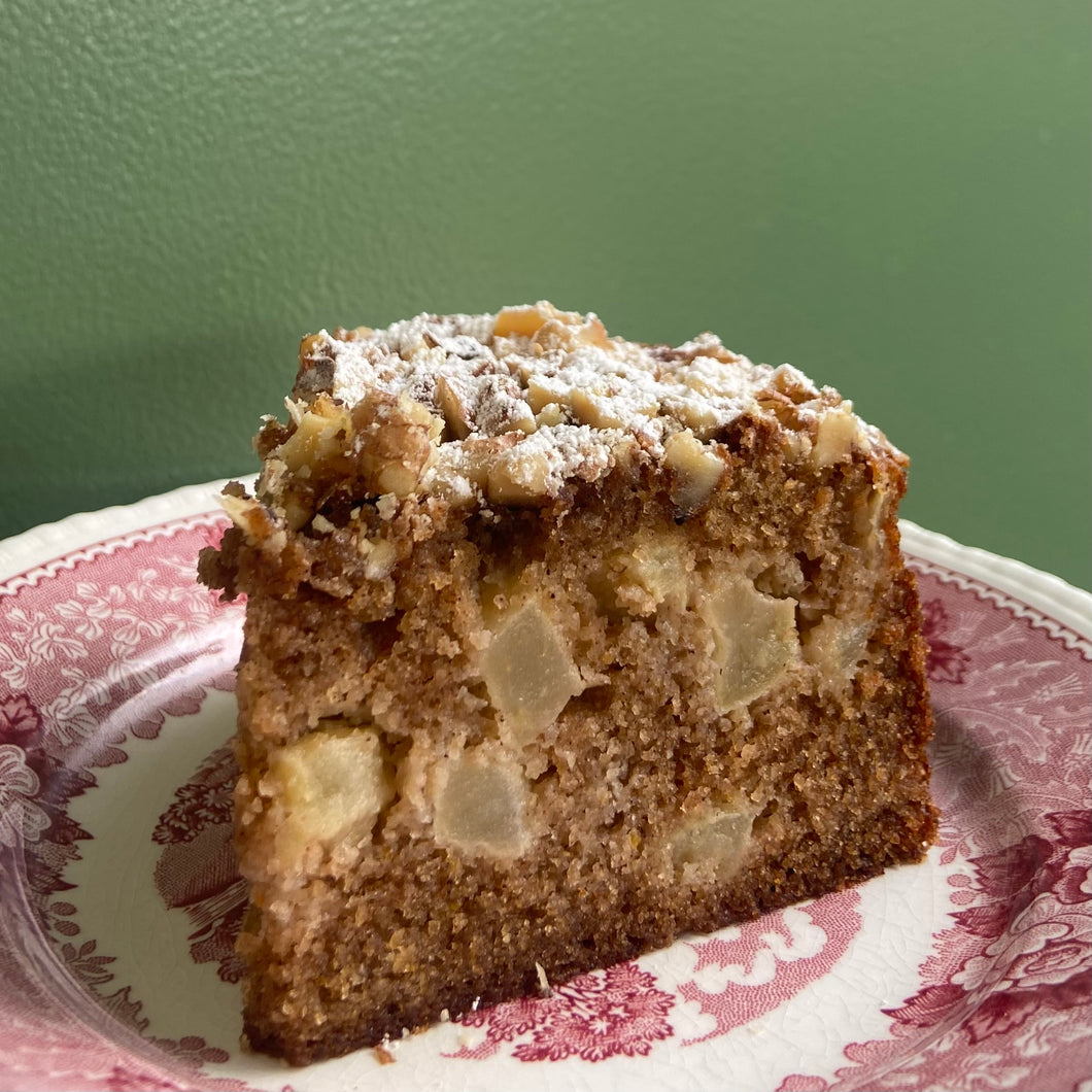 APPLE WALNUT CAKE